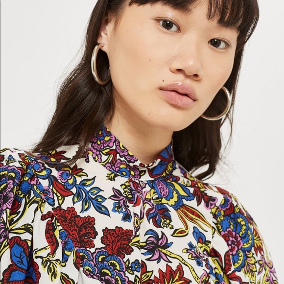 TOPSHOP Floral Ruffle Top - Picture 5 of 8